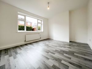 Lounge- click for photo gallery